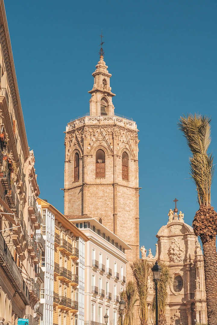 How to Spend #48Hours in #Valencia, Spain bit.ly/3TTPBoD