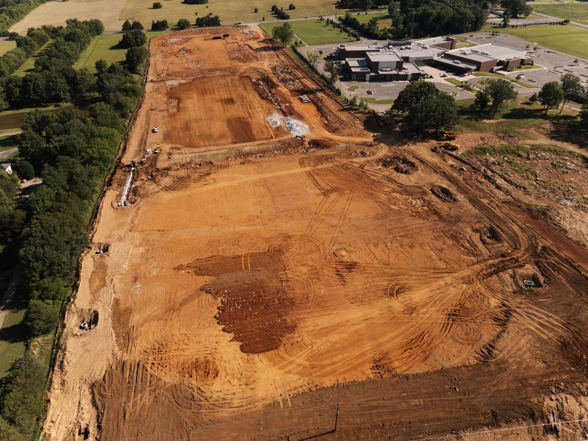 huntsvillepage's tweet image. Building Decatur Together

The future site of the Decatur Sportsplex is adjacent to Austin High School on Modaus Road. 

#decatural #northal #sportsplex #huntsvillepage #yourdigitalmediasource