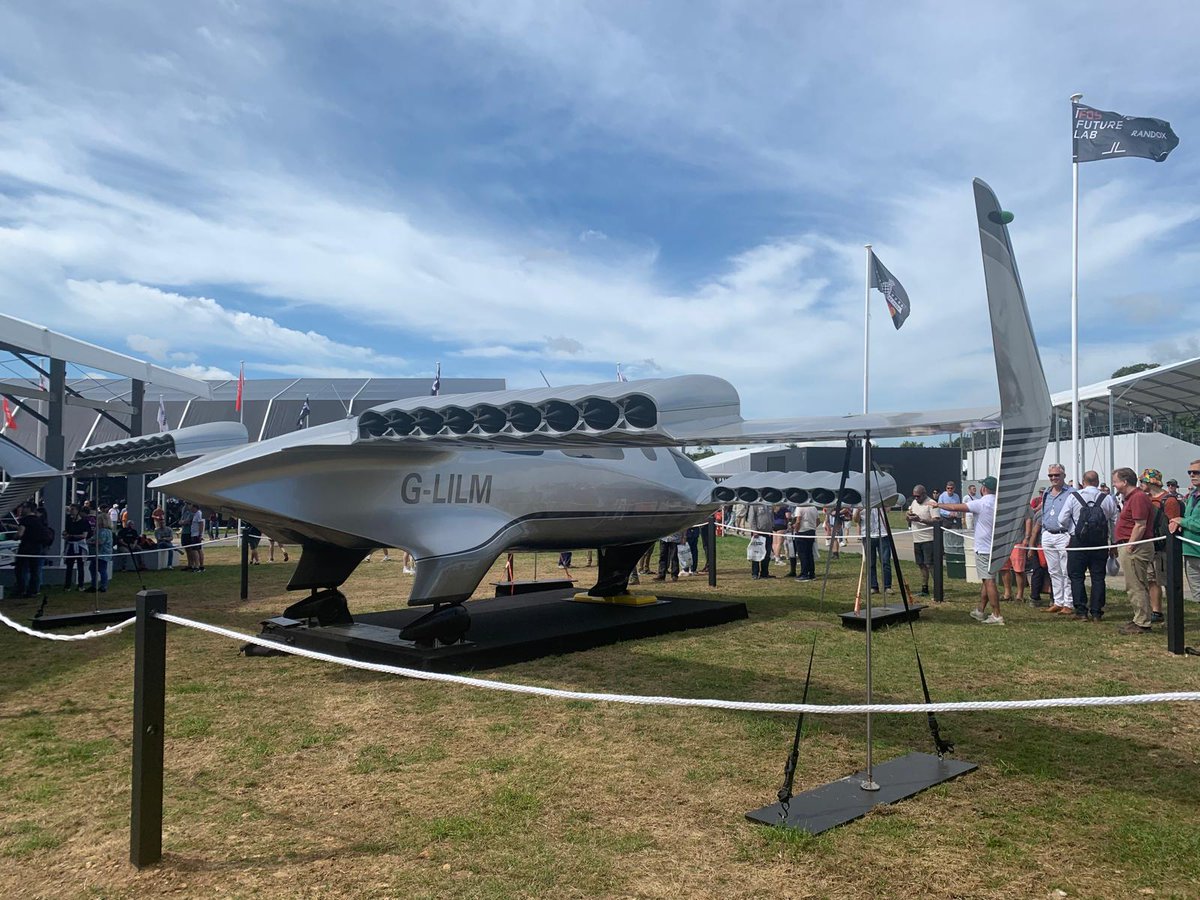 EmeraldMedia's tweet photo. Here at Goodwood Festival of Speed @fosgoodwood
the @Lilium Jet #eVTOL mockup is attracting tons of attention
Lilium works in the UK with #eVolare - who are based at London Oxford Airport @OxfordAirportUK, itself a hive of aviation tech and R&D https://t.co/krKZ8sqKxu