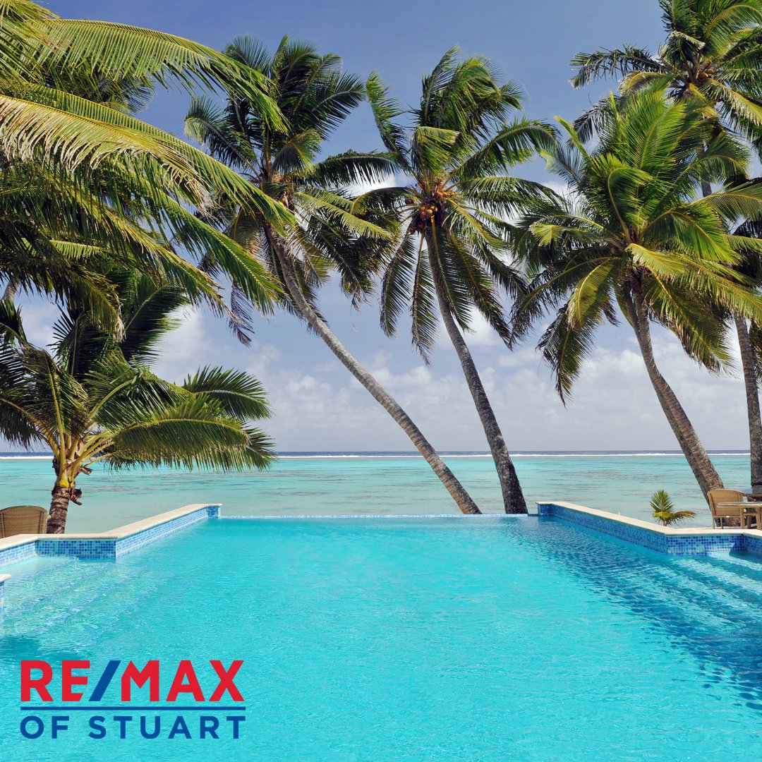 REMAXofStuart's tweet image. Happy National Swimming Pool Day! 🎉🏊‍♀️ Post a pic of your swimming pool in the comments! #NationalSwimmingPoolDay #PoolPartyFun #RemaxofStuart #LegacyOfSuccess
