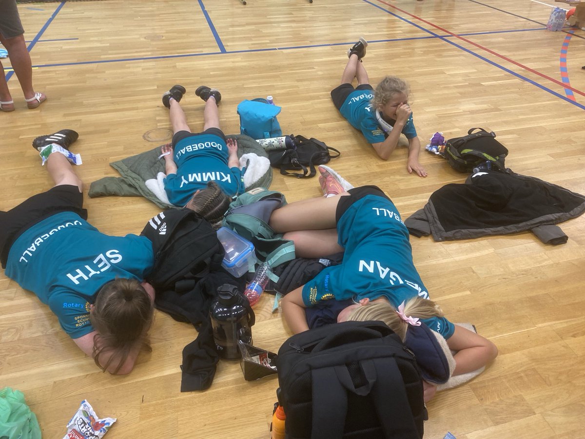 Relaxing between games! ⁦<a href="/AlthorpeKeadby/">Althorpe and Keadby Primary School</a>⁩ ⁦<a href="/letsgetahead/">Get Ahead</a>⁩