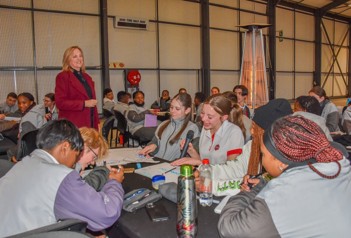 SteynCitySchool's tweet photo. 𝗚𝗥𝗔𝗗𝗘 𝟵 𝗦𝗨𝗕𝗝𝗘𝗖𝗧 𝗖𝗛𝗢𝗜𝗖𝗘 𝗙𝗢𝗖𝗨𝗦 𝗗𝗔𝗬𝗦
The Grade 9 students have spent two days immersed in subject choice work. They listened to multiple guest speakers from the world of work.
#WeReachBeyond
 #SteynCitySchool
 #WhereHappyChildrenLearn
 #Steyncity https://t.co/lphHn4bLAg