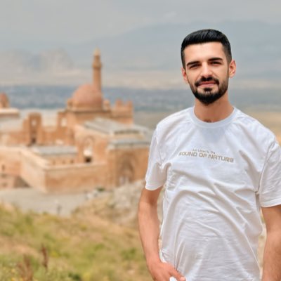 EmreDurdi3's tweet photo. #YeniProfilResmi https://t.co/tK4Ia31h3X