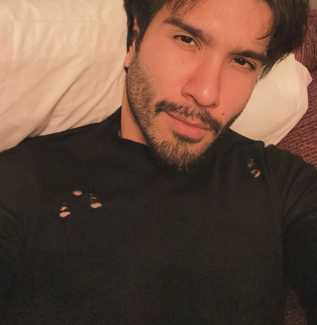 factitiousfk's tweet photo. My inspiration, My idolo, Legend, you remain the GOAT today, now and forever. #FerozeKhan #aMealForFK https://t.co/Zd8ZX98wLO