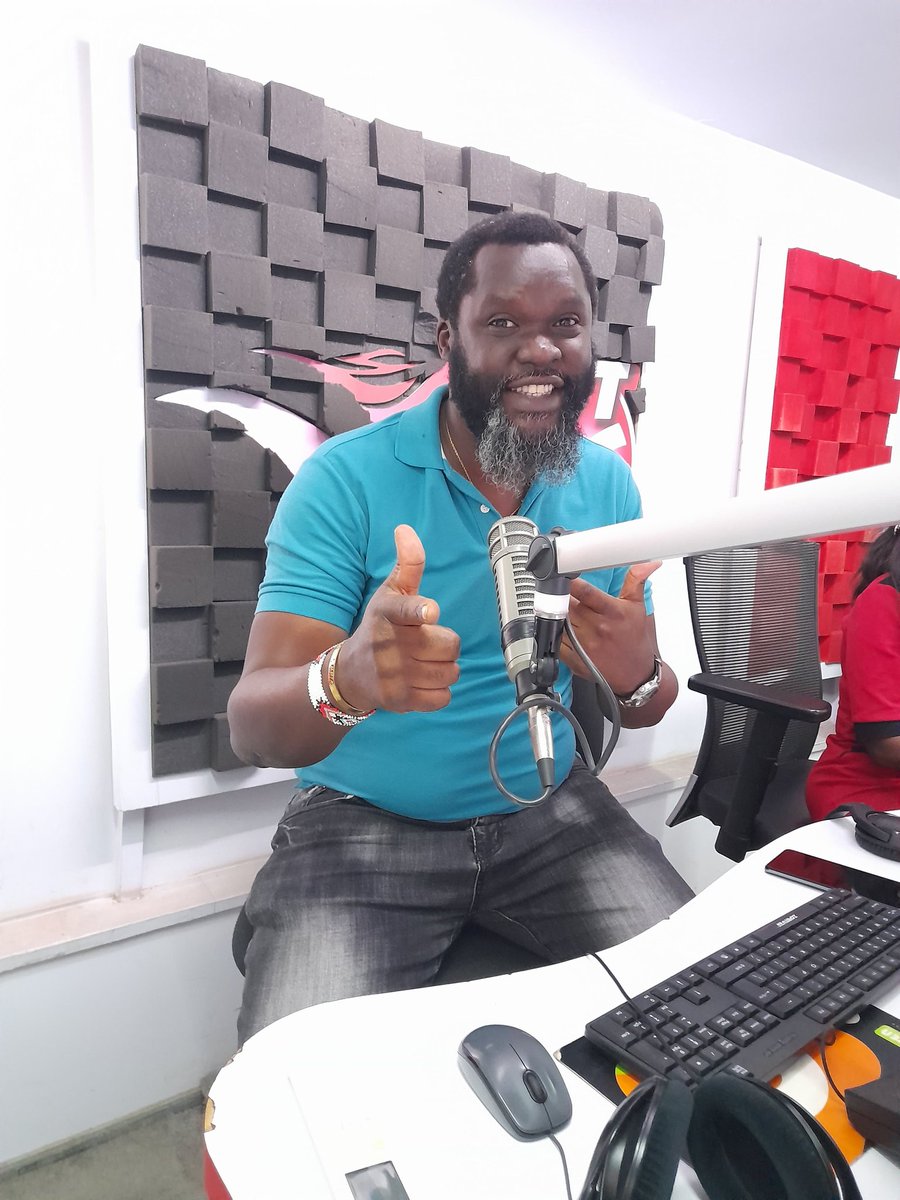 Hot_96Kenya's tweet photo. Let's take you home in style....😂
@iamnickodhiambo 
#TheHotDrive 
#Hot96FM https://t.co/nViLx66k6C