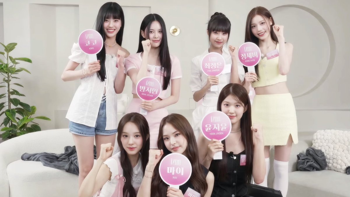 4juyoonz_'s tweet photo. comment your @ if you were here during izna’s first live, i’m bookmarking for memories 🫶🏼 https://t.co/62lVLfrKph