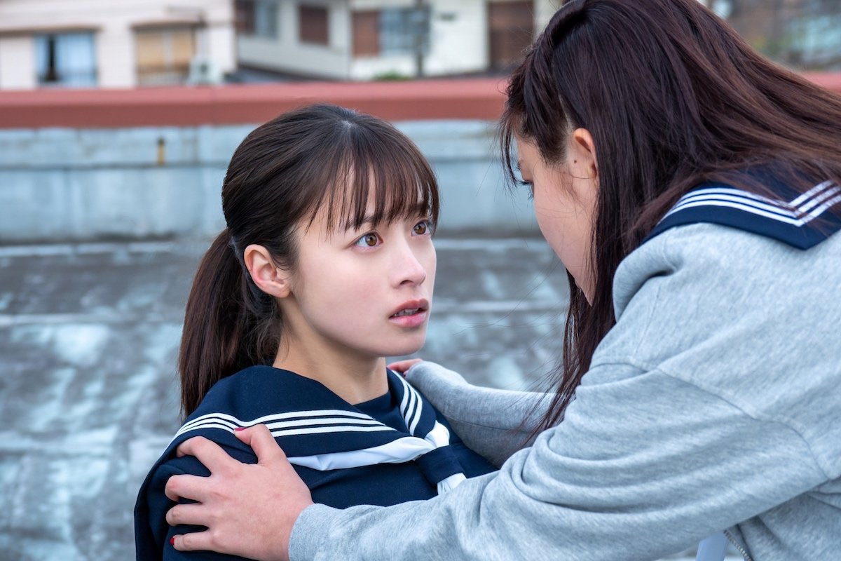 하시모토 칸나 주연 인플루언스 봤다. 총 5부작 드라마. 친구 세 명이 살인을 저지르는 이야긴데 바로 다음 전개는 예측되면서도 결말은 안 보여...