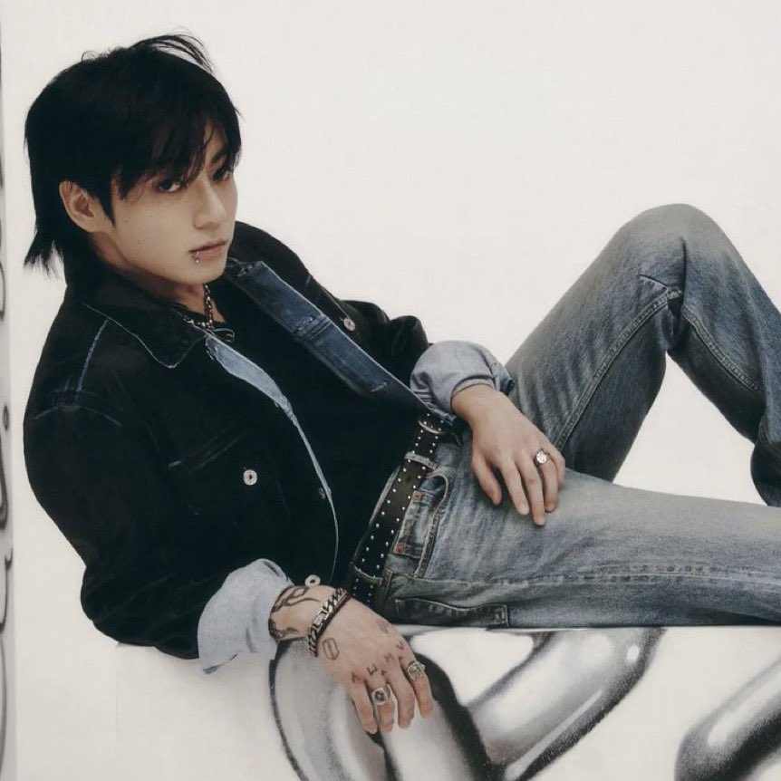 PopBase's tweet image. Jungkook announces ‘I AM STILL’, coming to cinemas soon.