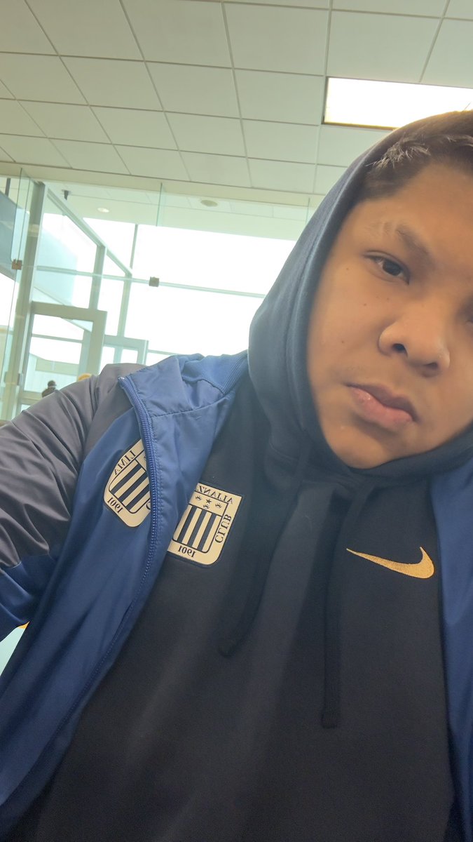 Nos vamos para #Trujillo, siguiendo la primera fecha de #AlianzaLima.
A comenzar con todo el clausura ✈️

¿Quienes están por allá? 👀

#JuntosHastaElFinAL 💙