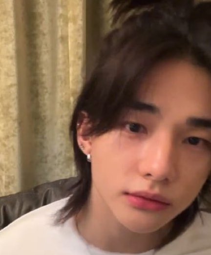 현진이 대체 차카니 과자를 몇 봉지나 먹은거야