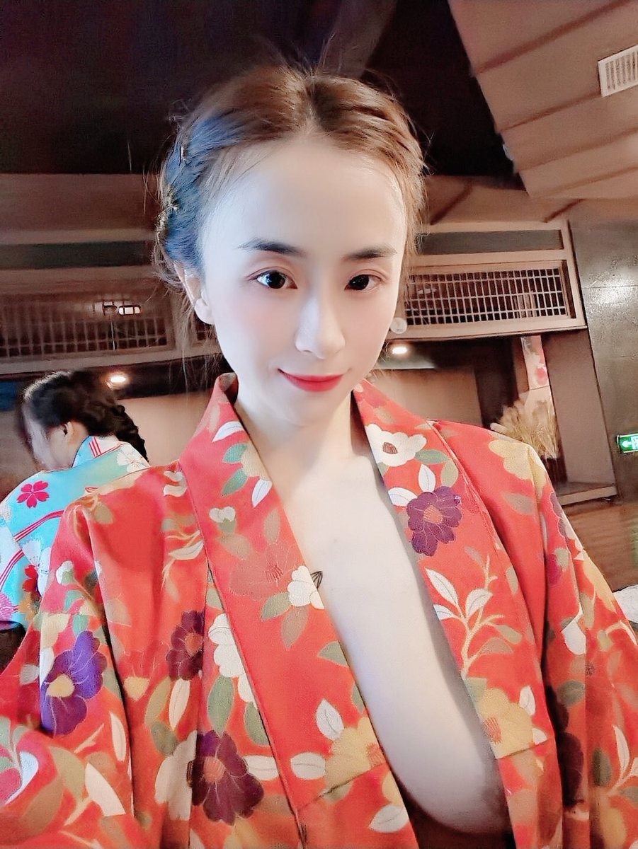 表姐一直玩呢
表姐的圈子也一直在呢
表姐的全国sm交友约炮群也一直可以进呢 https://t.co/GXvf2MmjSa