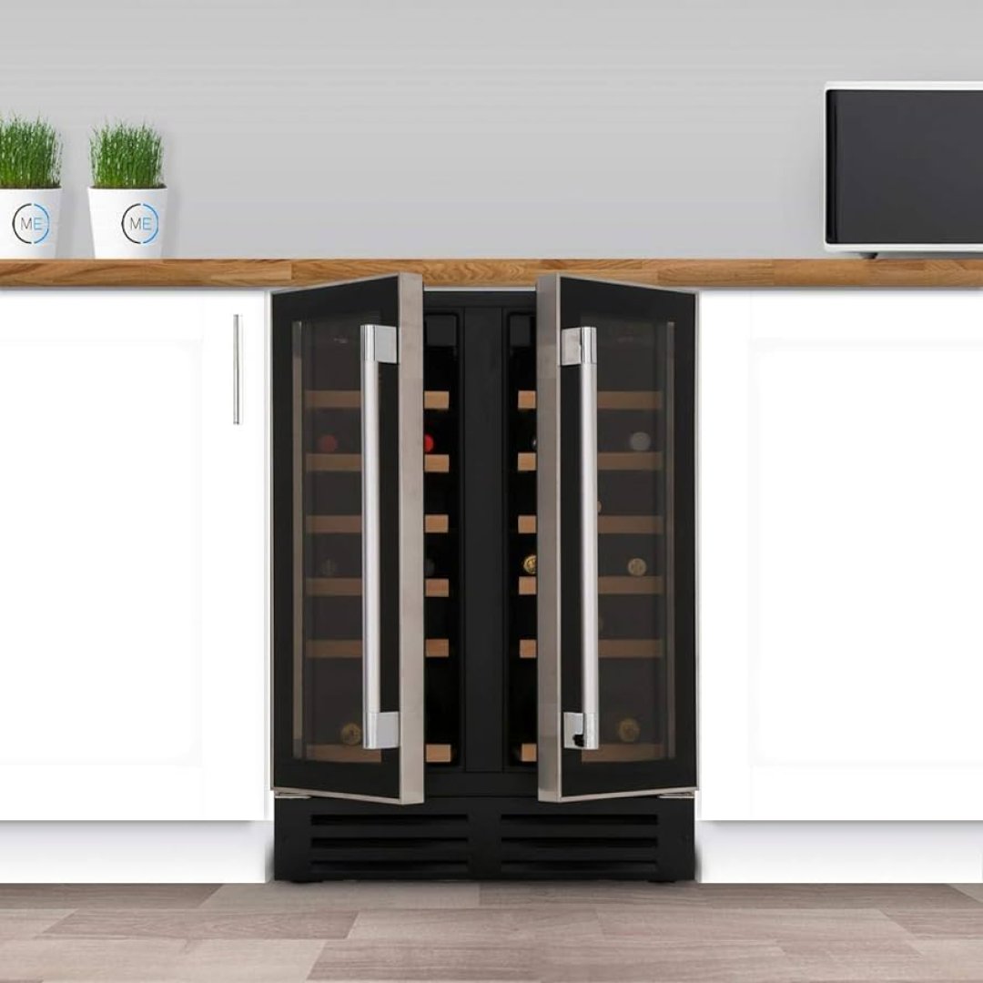 MartinDawesLTD's tweet image. Upgrade your wine storage with the Hoover 46-Bottle Wine Cooler! Sleek design, perfect temperature control, and ample space for your collection. Enhance your home with this stylish addition. 🍷

Shop Now 👉 martindawes.com/hoover-hwcb60d…