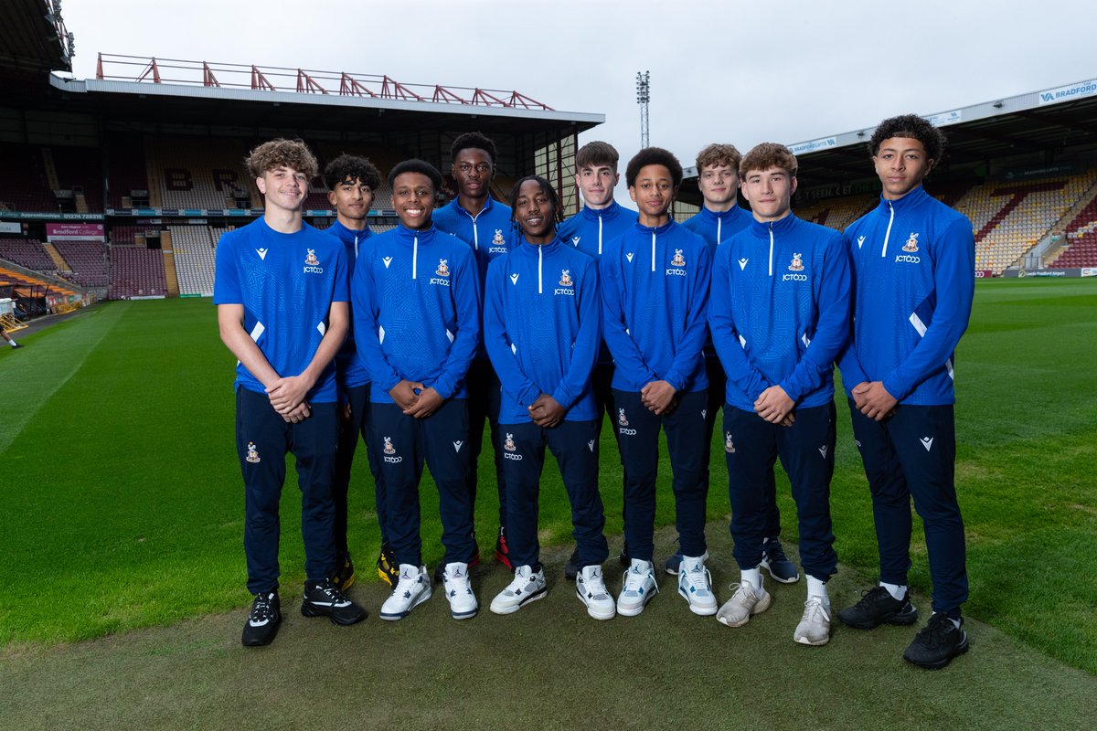 JamieRaynor's tweet photo. Bradford City announce ten academy scholarships that will see the selected players join up with u17s and u19s.

Kyro Ziemiecki, Hassan Ayub, Zante Rose Campbell, Kieran Mboma, Mahmoud Mohammed, Joel Martin, Brandon White, Cameron Paul, Jack Robinson and Ryan Eli.

#bcafc @BBCWYS https://t.co/h7fRmm01ho