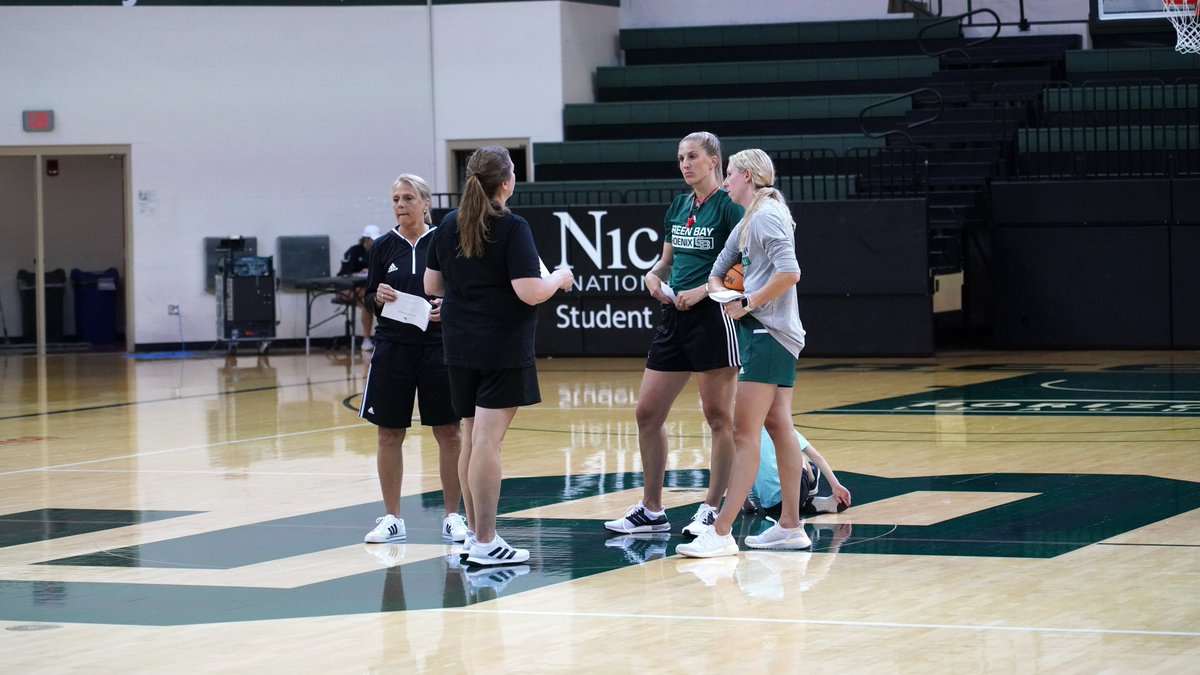 Practice vibes: off the chart 📈📈

#RiseWithUs