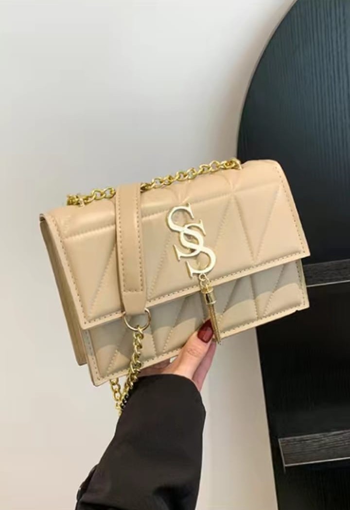 classixfashions's tweet photo. Slingbags
At Kshs 1700
Call/WhatsApp at 0737467538
Prime Cabinet Secretary , BREAKING NEWS, Kithure Kindiki, President Willam Ruto,  Anguka Nayo ,
#classixfashions https://t.co/F52ypWlFvh