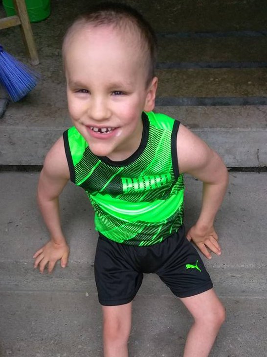 jkggamimgttv's tweet photo. I can't help it my son is adorable! 
🩵💛🩷💜💙❤️🧡💚🩵
cams💥gamer💥community
live right now!!! 
https://t.co/ZfNzacRZEU
#blind #legallyblind #specialneeds #sixteen  #specialneedsdad #fulltime #live #twitch #fortnite #gaming #community #discord #prizes https://t.co/TBJQJt6N0L