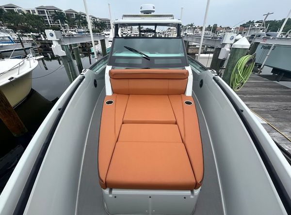 MilesYachts's tweet photo. NEW LISTING
2023 33ft Saxdor 320 GTO “BRAMATE”
She has a beautiful striking style with engines that have just 60 hours and under warranty till March 2026. She is a sports boat with comfort cruising!

Our favorite features
• powerful engines
• innovative features
• luxury amenities

Asking: $340,000
Visit our website for more information

#excellenceinyachting #milesyachtgroup #milesyachts #BoatsNearYou #BoatShow #sealife #jupiterfl #fortlauderdale #miami #yachtlife #yachting #luxury #travel #YachtForSale #yachtnews #madeinusa