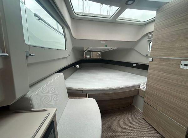 MilesYachts's tweet photo. NEW LISTING
2023 33ft Saxdor 320 GTO “BRAMATE”
She has a beautiful striking style with engines that have just 60 hours and under warranty till March 2026. She is a sports boat with comfort cruising!

Our favorite features
• powerful engines
• innovative features
• luxury amenities

Asking: $340,000
Visit our website for more information

#excellenceinyachting #milesyachtgroup #milesyachts #BoatsNearYou #BoatShow #sealife #jupiterfl #fortlauderdale #miami #yachtlife #yachting #luxury #travel #YachtForSale #yachtnews #madeinusa