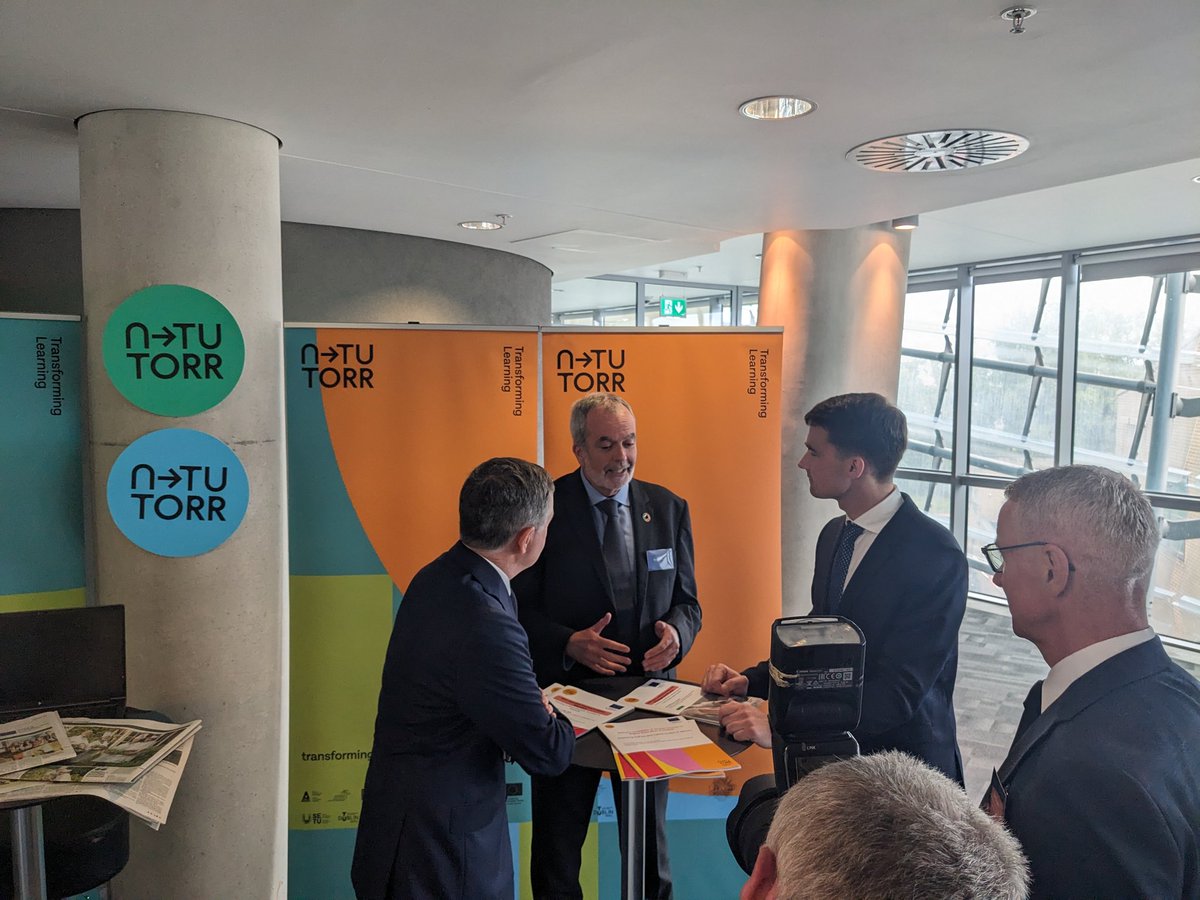 N-TUTORR tweet media