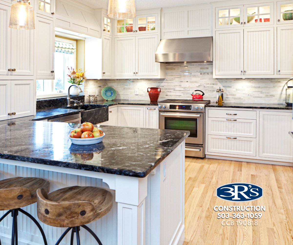 3RsConstruction's tweet image. 🌟 Ready to give your #kitchen a stunning makeover? Say goodbye to outdated cabinets and hello to a stylish new space!

Contact us today!
📲 (503) 363-1059
🌐 ow.ly/94eq50SwixY

👏🏻 Remodel NOW! ow.ly/fEFN50SwixZ

#KitchenRedesign #SalemOR