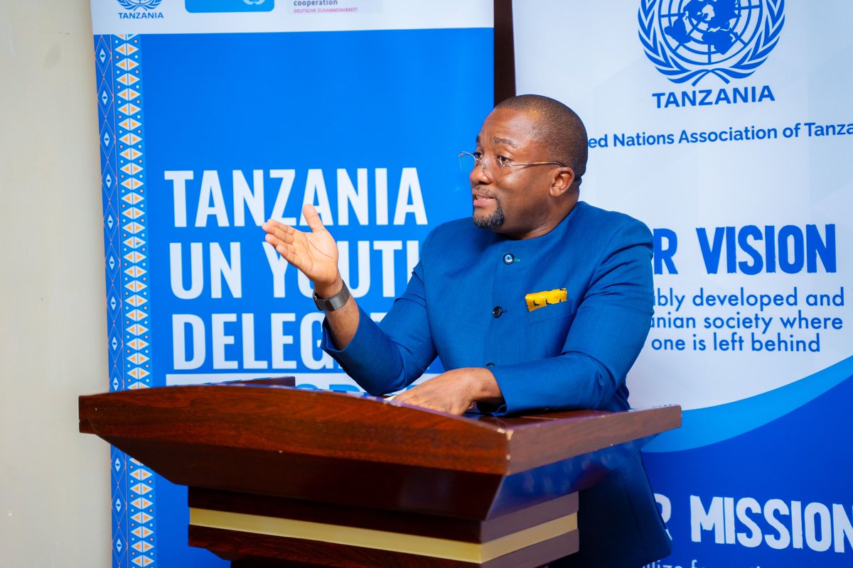 NEKAGANDA's tweet photo. Those who plan well, finish well. Never jump into a lake if you ain’t sure of its depth!

Wanaopanga vyema, uhitimisha vyema. Usichupe kwenye ziwa pasipo kujua kina chake! https://t.co/6rra2JNnkL