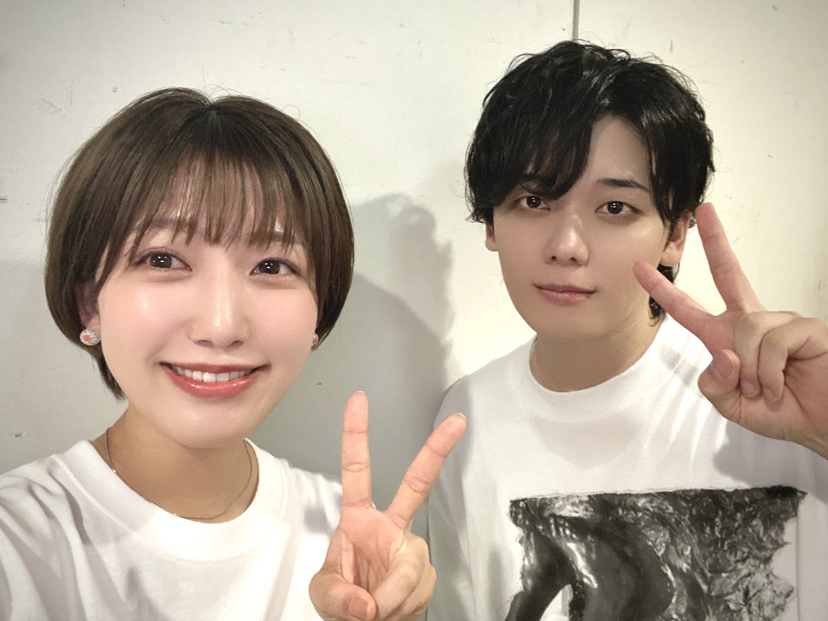 imoko_____'s tweet photo. ﾊﾟﾝﾊﾟｶﾊﾟｰｰﾝ🎉
久々に一緒に歌えて楽しかった〜‼️
これからもよろしく兄さま https://t.co/njrJaLkbV0