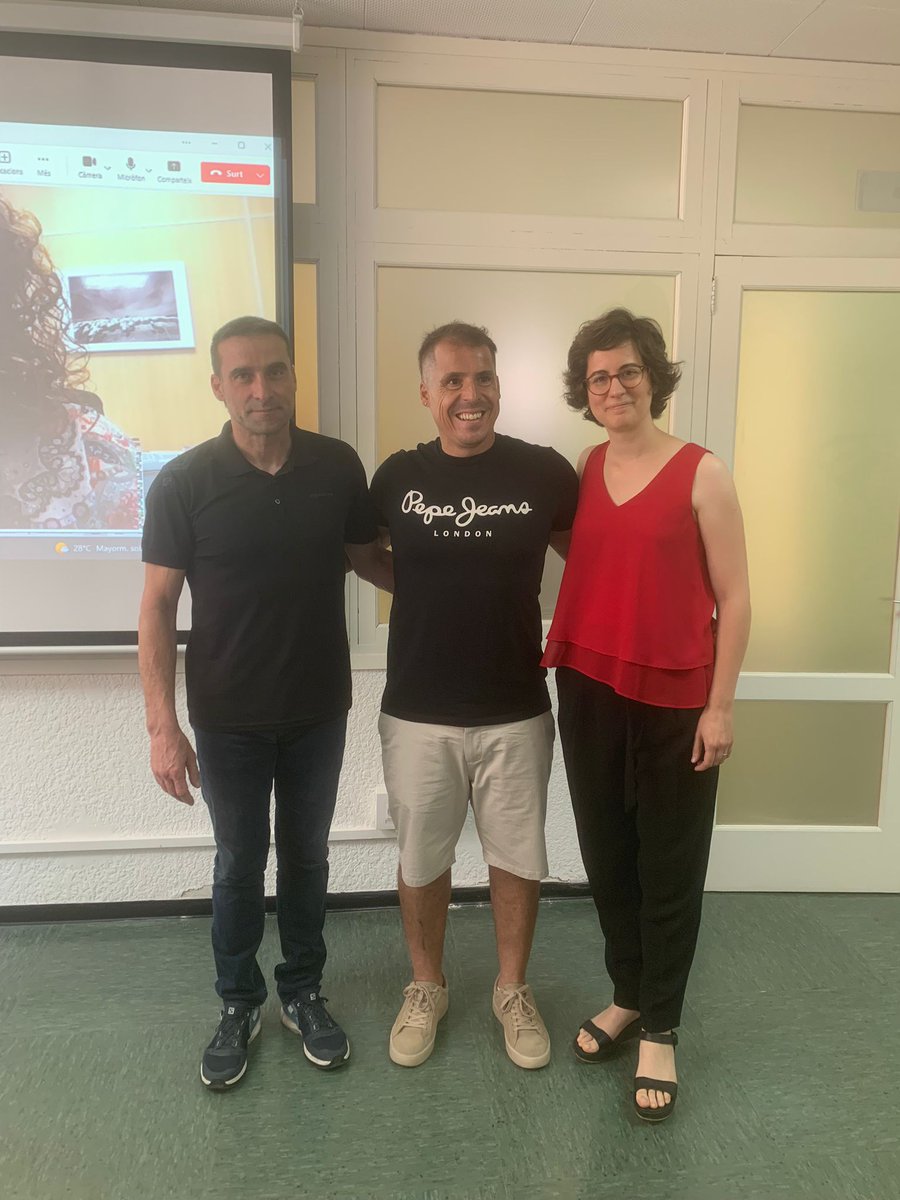 argeturv's tweet photo. Moltes gràcies al tribunal conformat per Mercè Gisbert, Mariona Grané @UniBarcelona i Virginia Larraz @UdAndorra i també a tot l'equip #ARGET @idcomdid https://t.co/sRsIydCb3e