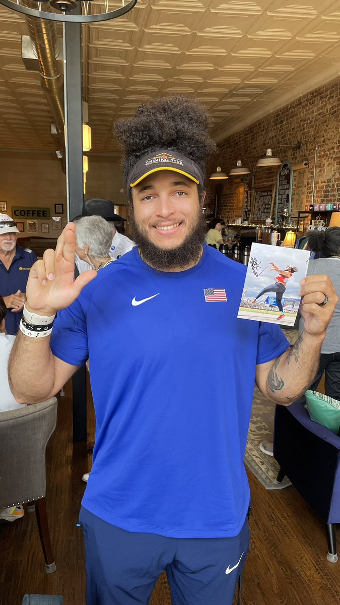 We’ve got an Olympian in town!

2024 Olympic qualifier and #TAMUC Alum Joe Brown is at Mugs in downtown Commerce signing autographs and taking photos with fans until 10 a.m. Stop by at 1123 Main Street this morning.