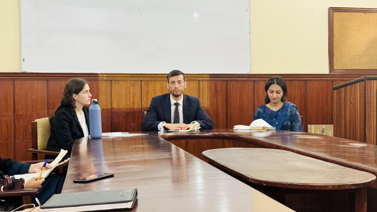 SharrehQazi's tweet image. I would like to extend a heartfelt gratitude to @SamGSherman, Ms. Julia Brake and @AdeelaBKhan for participating in our discussion at Detp. of Pol Sci, PU on outlook of South Asia post elections in India and Pakistan. Looking forward to more opportunities to engage