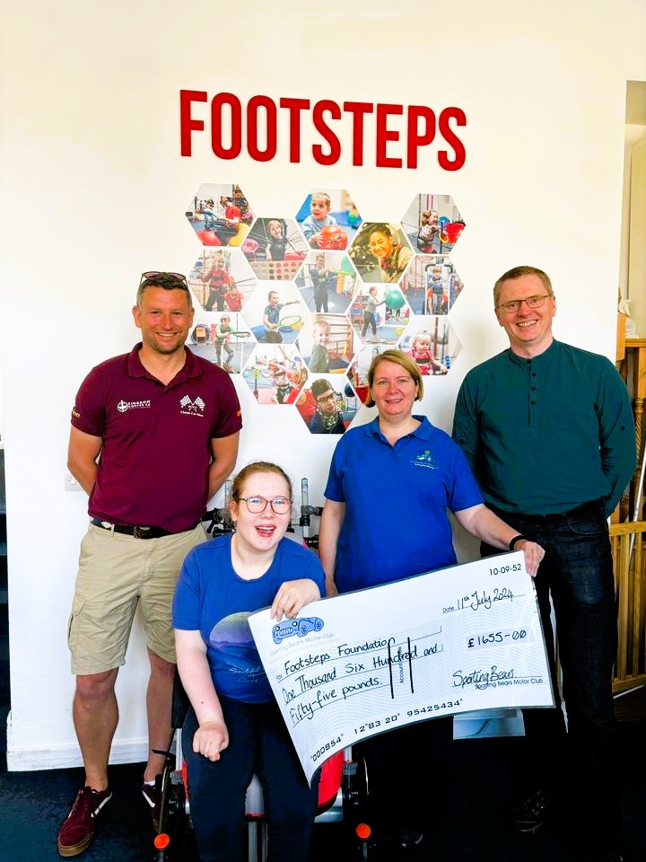 Lovely to have Tom Cheney <a href="/PangCollCarShow/">Pangbourne College Classic Car Show</a>  and the <a href="/Sportingbears/">Sporting Bears</a>  in to visit us this morning!  The total raised from the show for Footsteps was an amazing £10,500.  Thank you to all who made this possible