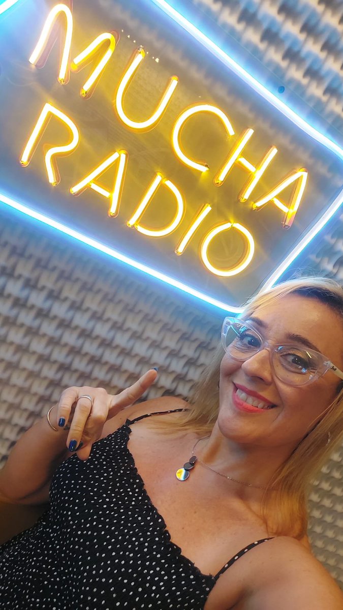marcelapgodoy's tweet photo. Hasta las 14 #MuchosExitos
en @mucharadio947 https://t.co/Geh6vhOZxI