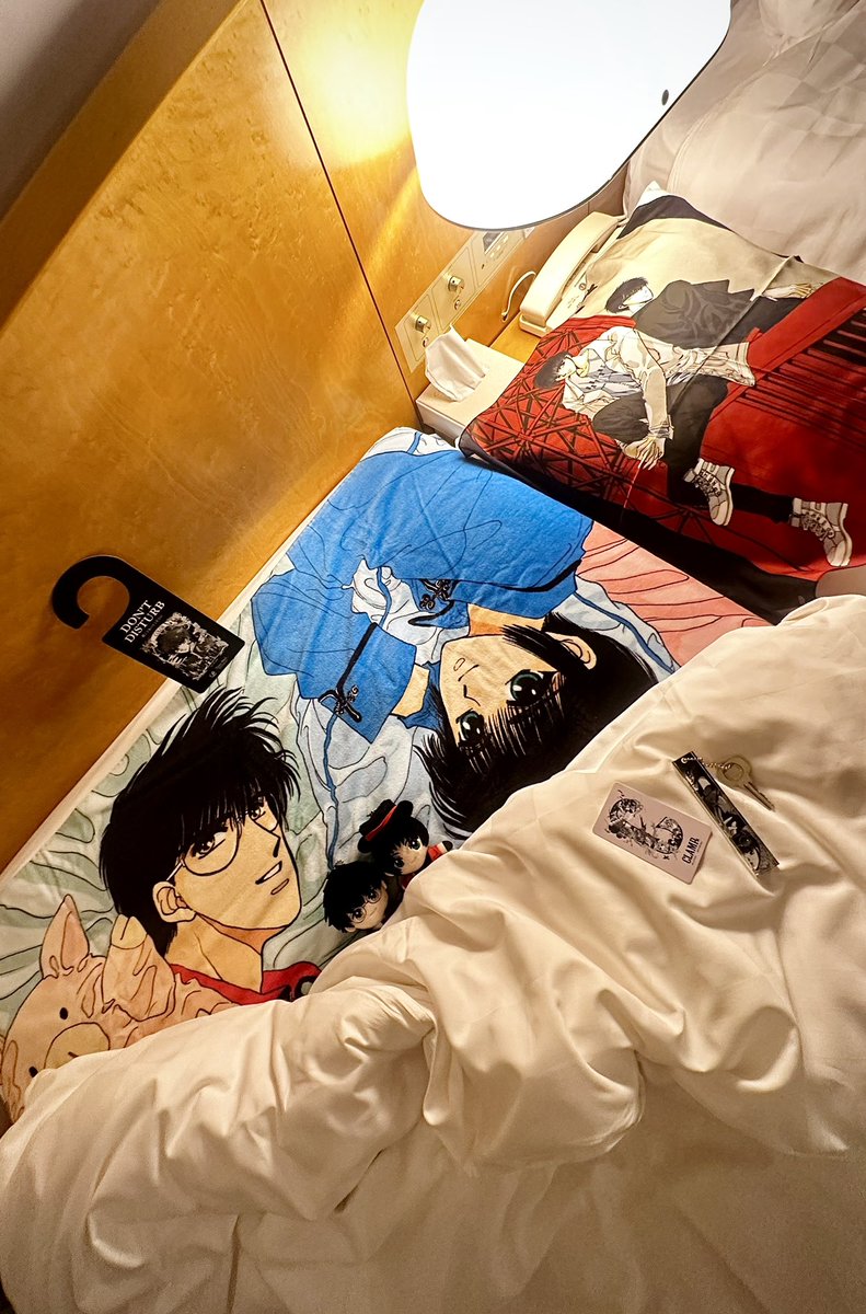 CLAMP展コラボルーム