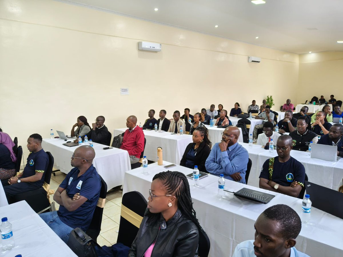 washparliament's tweet photo. Inspiring to see young minds come together to tackle these critical issues. Together, we can build a sustainable future! #KisumuSummit #WaterIntegrity
#WASHInnovationSummit2024 https://t.co/HFcsyrv1bq