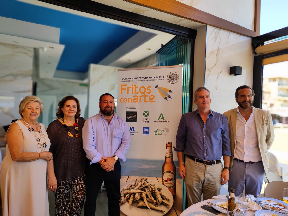 diputacionMLG's tweet photo. 🍴 @SaboraMalaga impulsa el I #Concurso de #Fritura Malagueña de la Academia Gastronómica para poner en valor la fritura de pescado como parte del recetario tradicional de la provincia.
🔗 https://t.co/SvsapllmSO https://t.co/LMmwm41Gw3