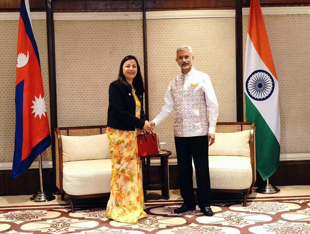 Glad to receive Nepal Foreign Secretary <a href="/sewa_lamsal/">Sewa Lamsal</a> this evening on BIMSTEC Retreat sidelines. 

Discussed the steady growth of 🇮🇳 🇳🇵 cooperation.
