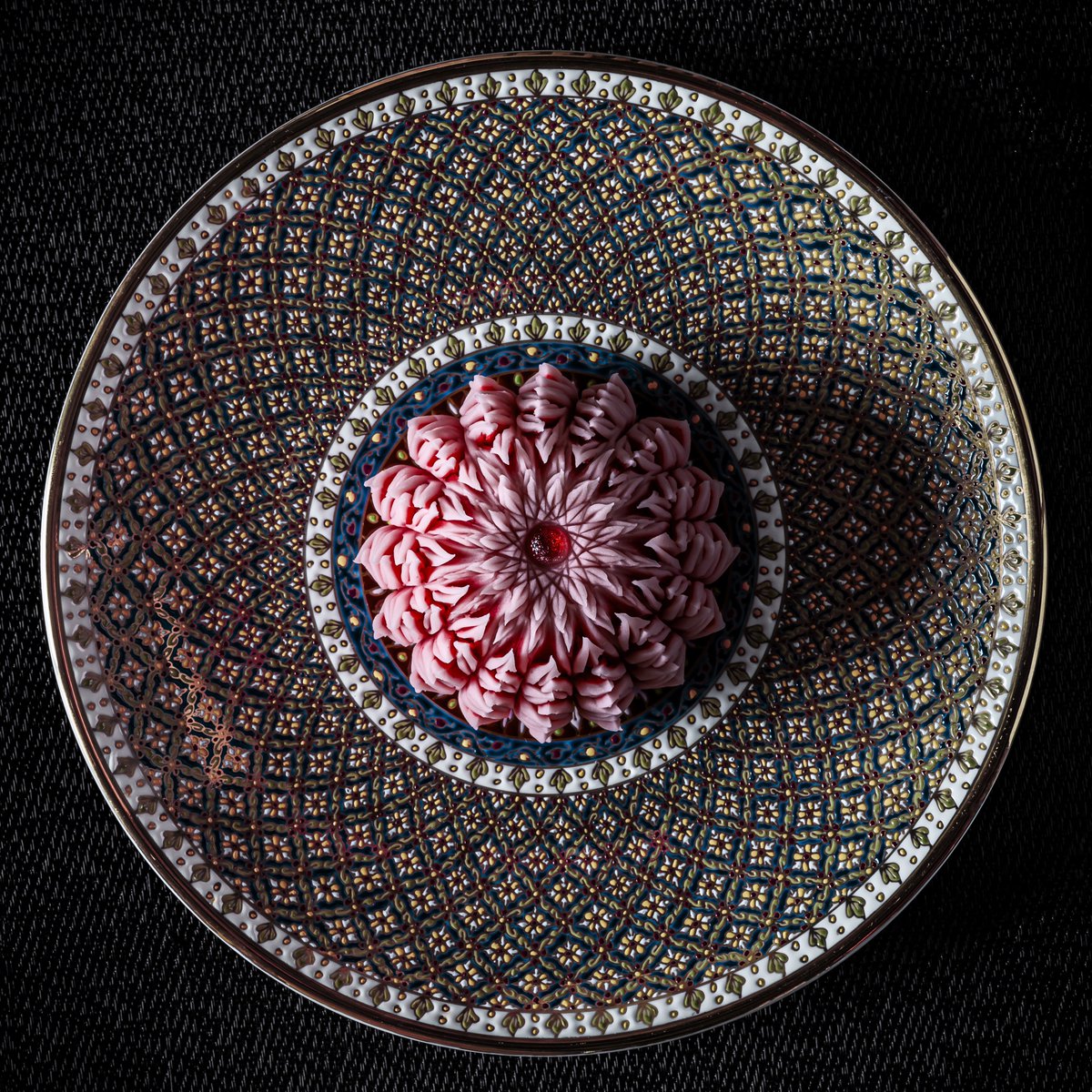 c9z_mj's tweet photo. コレをコウしました(*´Д`*)
#pinkmosque
#Putrajaya https://t.co/XSFEtShmdk
