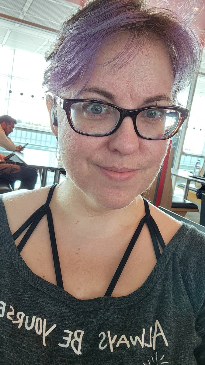 TheDuchessJaye's tweet image. Last plane of the outbound voyage! Walsall, I'll see you soooon! #sotfest2024 #SeaOfThieves