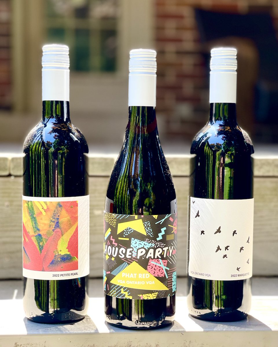 rickwine's tweet image. Making hybrid grapes cool again in Ontario. Once destined to be wiped out completely, these winter hardy grapes are making a come back with great success. Story now posted on Wines in Niagara ...
👉 bit.ly/HybridsCoolAga…