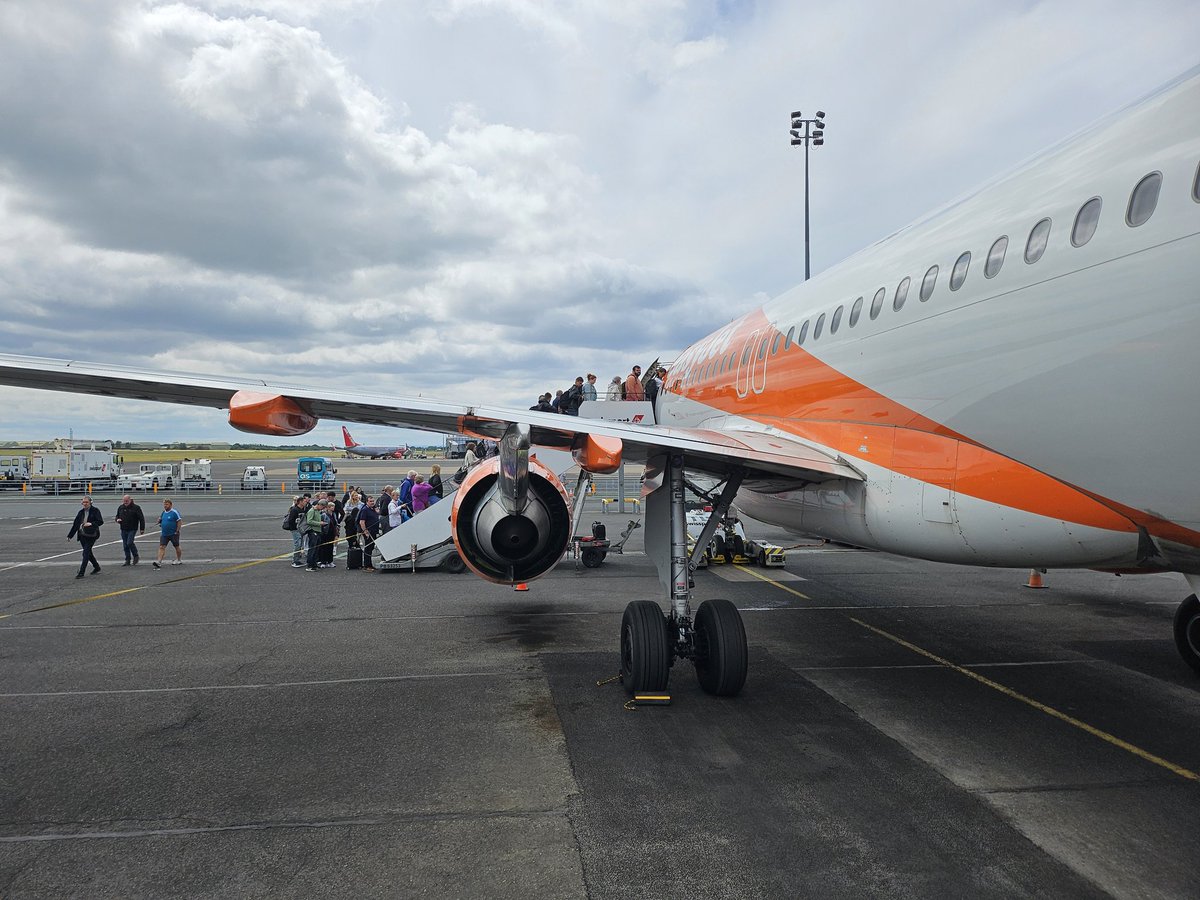 Were now <a href="/SoTFest/">SoTFest</a> bound! Drinks at the SoT Village Hotel? #sotfest