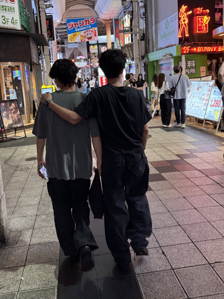 8eccho's tweet photo. 久々の大阪 https://t.co/4MV1dWKUmW