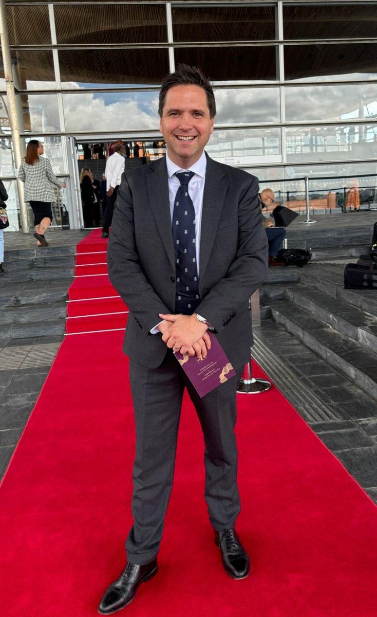 Great to represent small businesses at the Senedd’s 25th anniversary celebration today – an opportunity for reflection and to look ahead to future opportunities🏴󠁧󠁢󠁷󠁬󠁳󠁿

Gwych bod yn y Senedd ar gyfer dathlu'r 25 mlynedd – cyfle i edrych yn ôl ac wrth gwrs ymlaen i'r dyfodol
#Senedd25