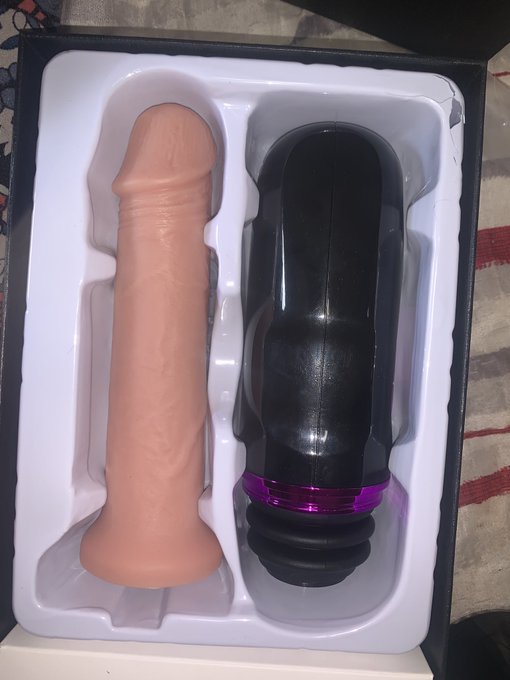 Very excited for my first brand colab with @HoneyPlayBox !!!!! I can&rsquo;t wait to try this product along<a class="tags" target="_blank" title="On Twitter" href="/?out=eyJ0eXAiOiJKV1QiLCJhbGciOiJIUzUxMiJ9.eyJpYXQiOjE3MjE1ODM3MDEsImlzcyI6InR3cG9ybnN0YXJzLmNvbSIsIm5iZiI6MTcyMTU4MzcwMSwiZXhwIjoxNzUzMTE5NzAxLCJyZWRpcmVjdF91cmwiOiJodHRwczovL3R3aXR0ZXIuY29tL0hvbmV5UGxheUJveCJ9.tIM5dATwJQwytir3mvdMIsJNUMrliB8s888Z4sLU08ugzDw69MLZVWMlPSABZU6-XngnAidSEZszVgvxKAlk4g">@HoneyPlayBox</a><a href="/tag/influencer"class="tags"><span>#influencer</span></a><a href="/tag/maine"class="tags"><span>#maine</span></a><a href="/tag/honeyplaybox"class="tags"><span>#honeyplaybox</span></a><a href="/tag/brandcolabs"class="tags"><span>#brandcolabs</span></a>