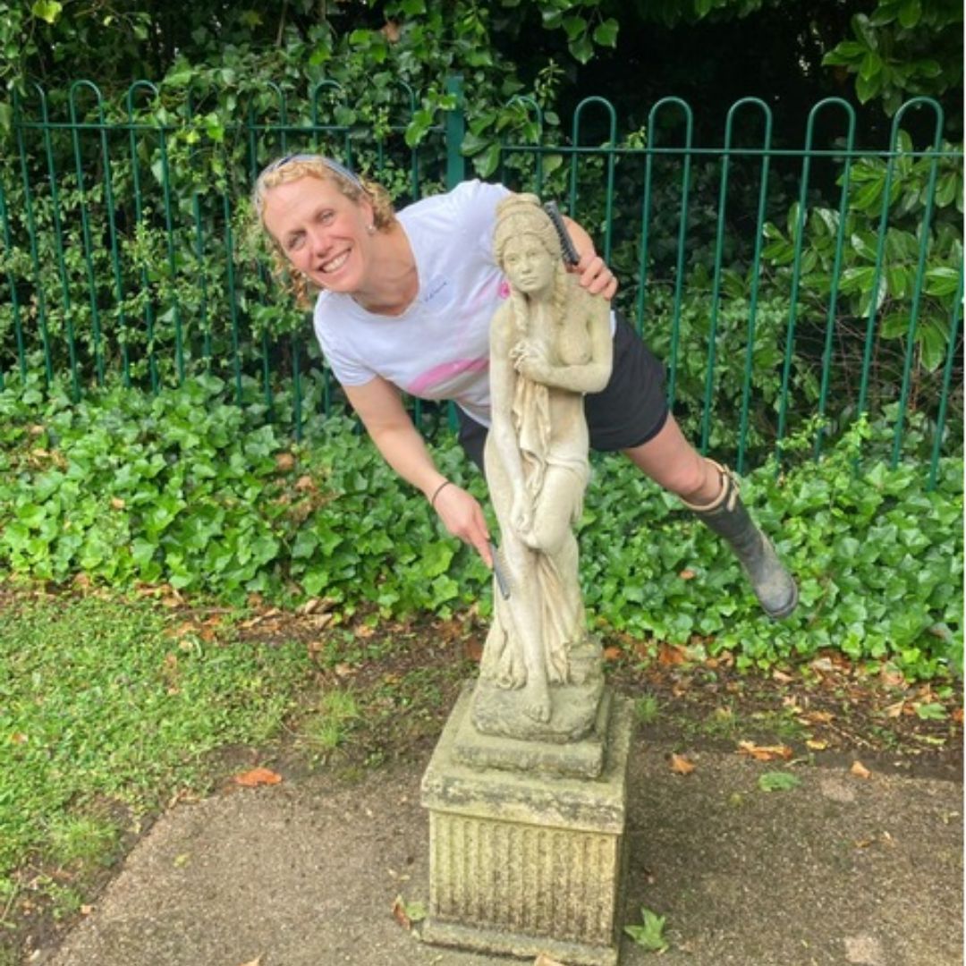 ACSLLP's tweet photo. Our employment and pensions team have been busy this week, volunteering at the @yourMHA Abbey Park. 

They helped out with the garden, crafted with the residents, and had a great time using their SPV hours!

#SocialPurpose #Volunteering #Team #EmploymentLaw https://t.co/TVJc176Rmq
