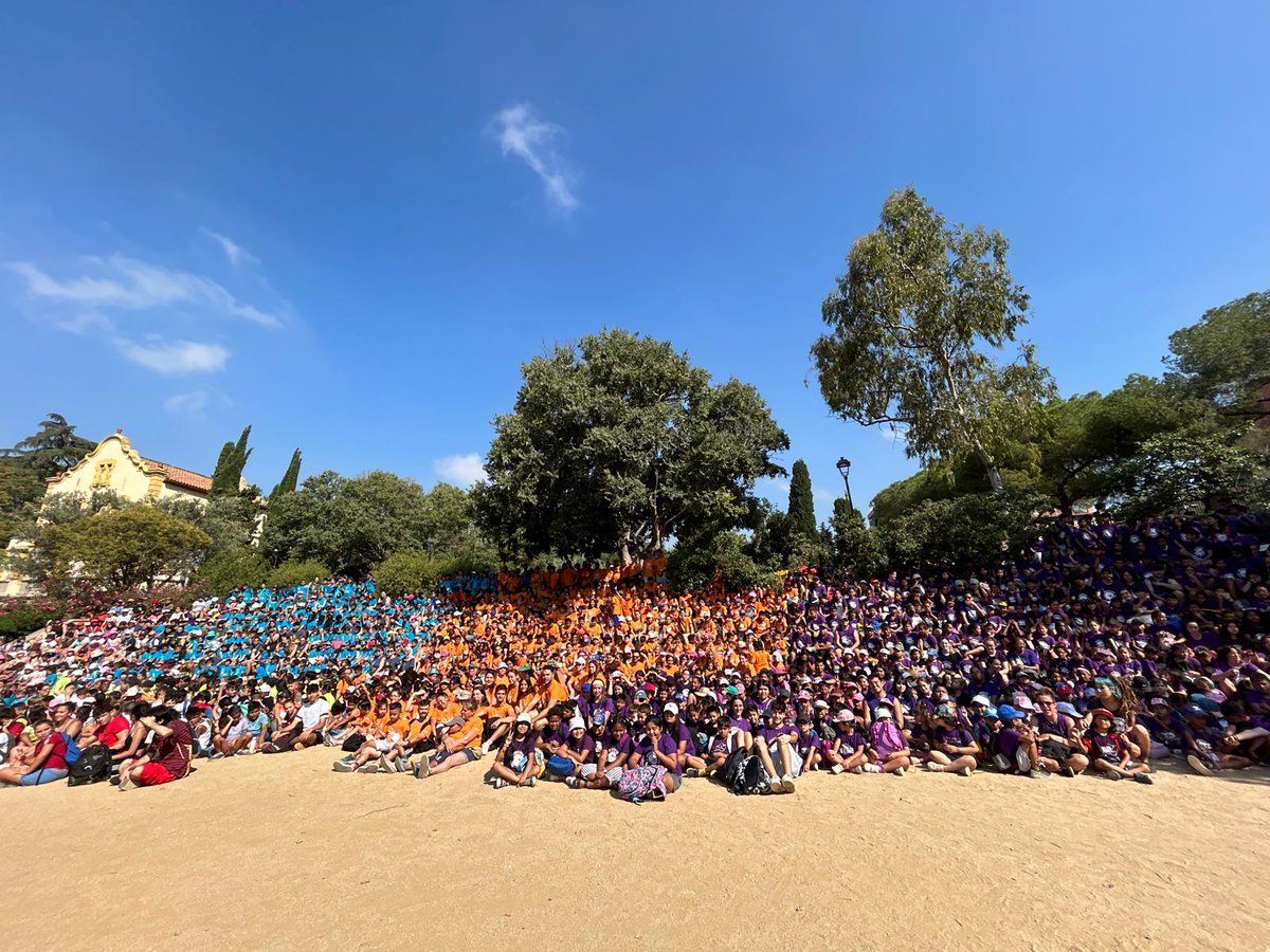 aeitaca's tweet photo. ℹ️ Avui, els més de 600 infants i joves del #CasalEstiu d'#Itaca,  hem estat presents al Parc de Can Buixeres a la festa de cloenda del @ConsellEsplaiLH 🌞Ha estat un matí d'allò més divertit! 

Gràcies a totes les que ho heu fet possible⛵️! https://t.co/dNK0wBjFYe