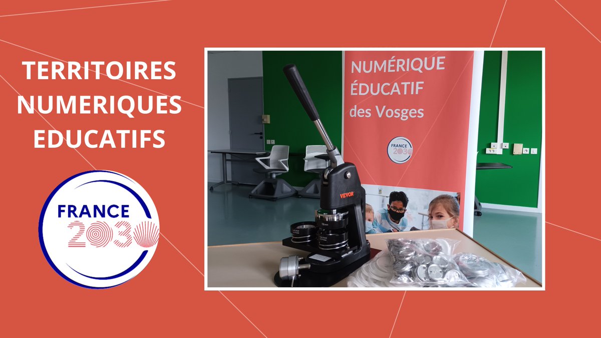 Grâce au dispositif #TNE de #France2030, le laboratoire #numérique de Darney s'équipe d'un #FabLab. Réception d'une machine pour fabriquer des badges. Création numérique des dessins, puis fabrication des badges par les élèves.💻🛠
#1D 
#2d 
#TNE88 
#CCVCSO
#TNEVosges
#Technologie