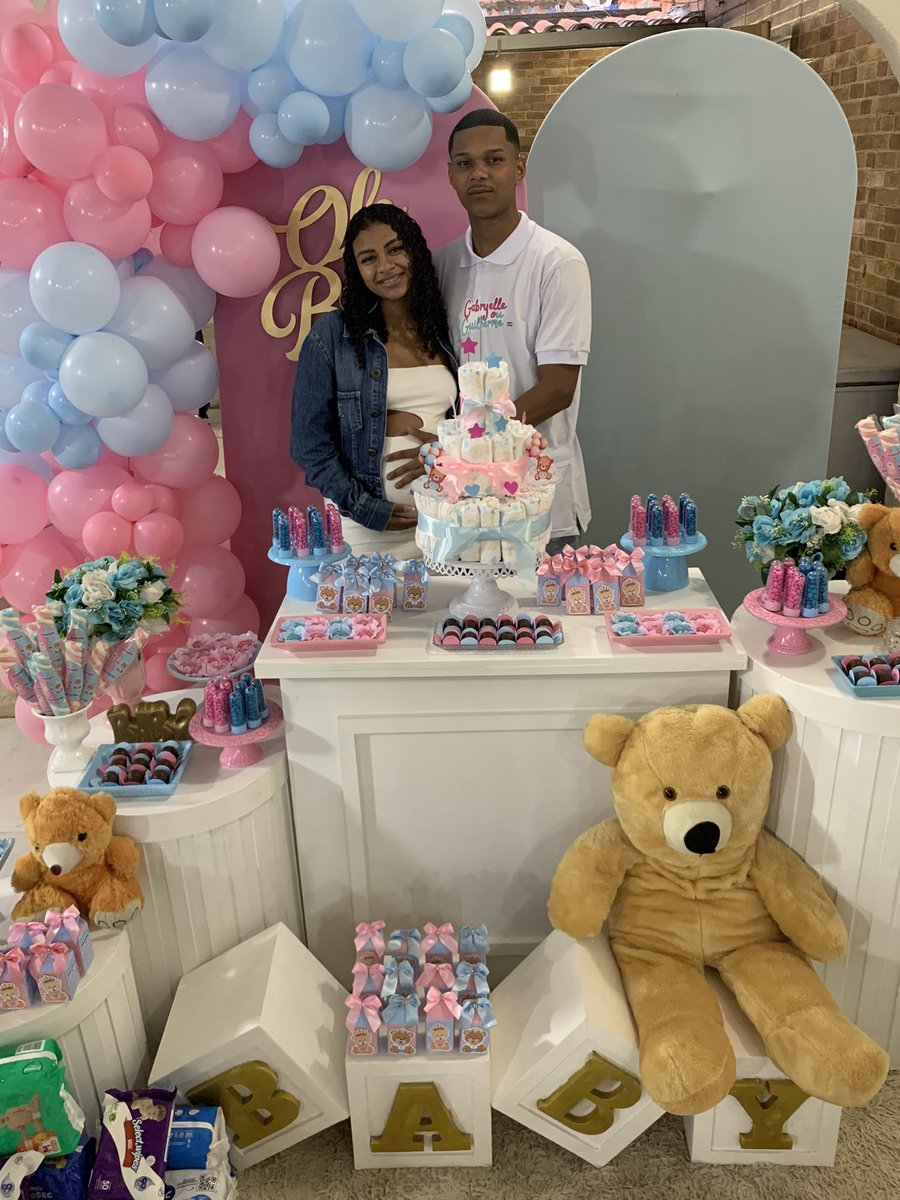 Gtremffc's tweet photo. Tbt do melhor momento desse 2024 até agora, dia 30/06/2024 o dia que fiquei sabendo que seria pai de menina, vem Gabrielly do papai,  o meu mundo é rosa 🩷🩷🥺👨‍👩‍👧 https://t.co/Ykpgowg7ED