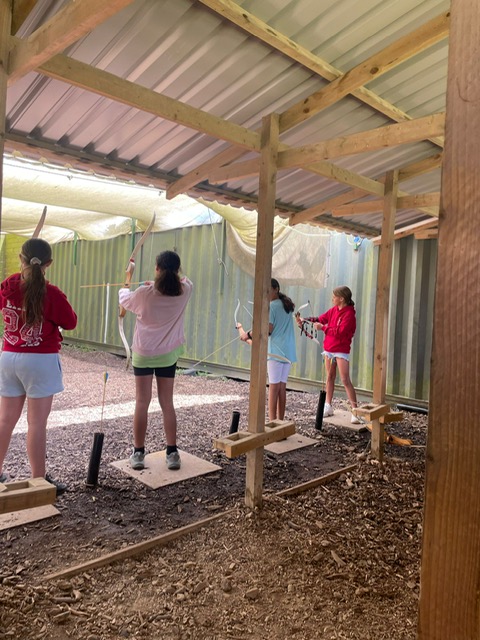 The Alderton Junior School tweet media