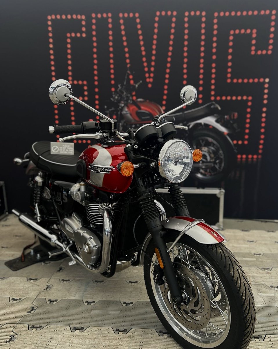 UKTriumph's tweet photo. The 2024 Goodwood Festival of Speed is officially here! 

Join us at the Triumph Motorcycles stand and discover our latest models, meet the team, and experience the thrill of Triumph up close.

#TriumphMotorcycles #Goodwood #FOS #RideWithTriumph #MotorcycleLovers #ForTheRide https://t.co/sy2hEVQcZQ