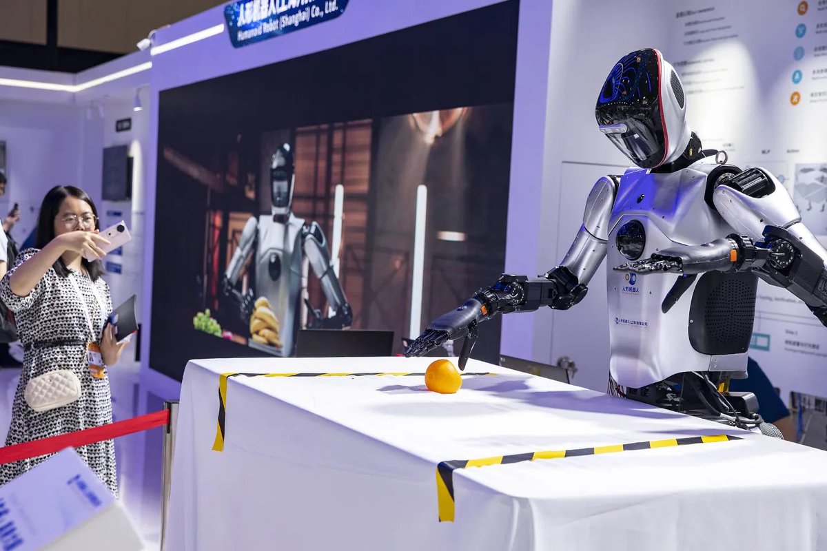 .<a href="/FortuneMagazine/">FORTUNE</a> featured SAS’ global #GenAI adoption survey, with Coleman Parkes Research. 💡 “... Chinese tech firms large and small are rushing to create their own large language models and generative AI programs.” How will other countries catch up? 2.sas.com/601694Gir