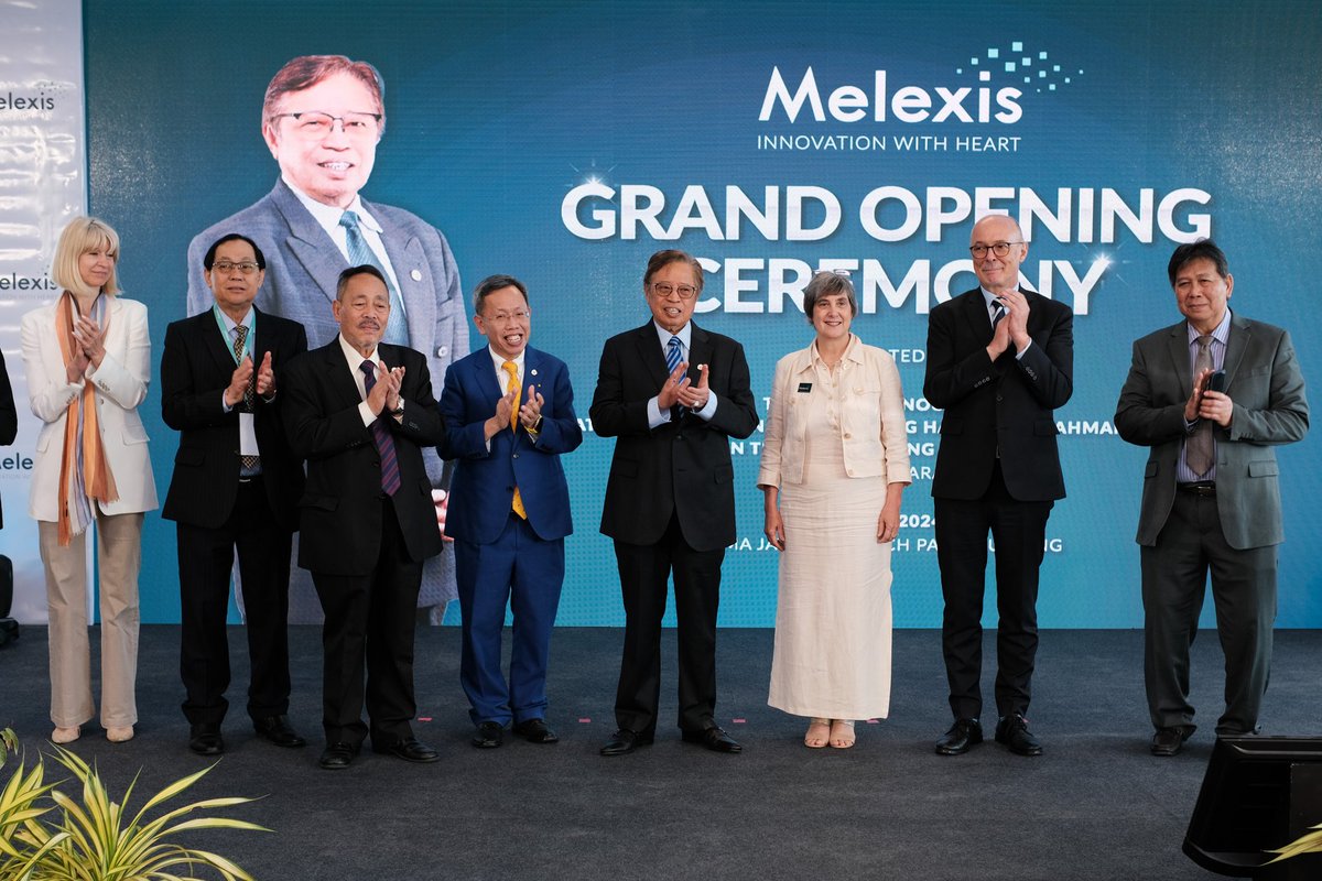 BelgiumMalaysia's tweet photo. 🇧🇪🇲🇾 Grand opening of the new testing plant of Melexis in Sama Jaya (Kuching). A substantial step to close the gap in the semiconductor ecosystem of Malaysia. @Melexis_Sensors @MITIMalaysia @MalaysiaMFA @OfficialMIDA @BelgiumMFA @EUinMalaysia https://t.co/KXXBVdQMTm